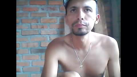Snapshot of boycumlatino21 chatting on September 16, 2025, 9:16 pm Boy online show from September 16, 2025, 9:16 pm