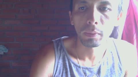 Snapshot of boycumlatino21 chatting on April 18, 2026, 7:58 pm Boy online show from April 18, 2026, 7:58 pm