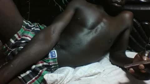 Snapshot of boyguylove chatting on October 30, 2025, 4:25 am boyguylove online show from October 30, 2025, 4:25 am