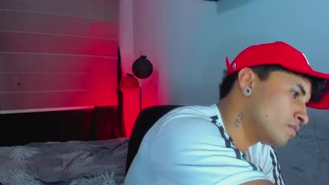 Snapshot of boylatin_777 chatting on January 3, 2025, 5:50 am miguel online show from January 3, 2025, 5:50 am