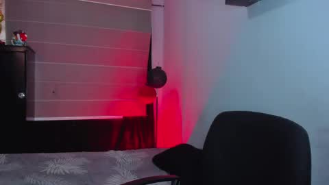 Snapshot of boylatin_777 chatting on January 5, 2025, 2:52 pm miguel online show from January 5, 2025, 2:52 pm