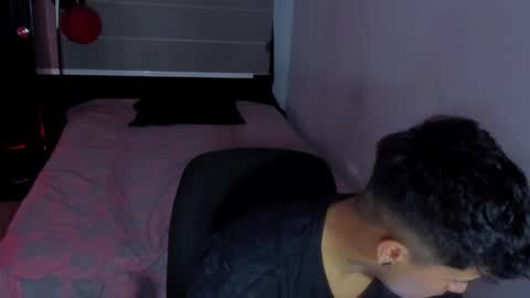 Snapshot of boylatin_777 chatting on January 15, 2025, 9:13 am miguel online show from January 15, 2025, 9:13 am