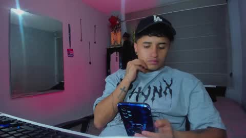 Snapshot of boylatin_777 chatting on January 16, 2025, 1:37 am miguel online show from January 16, 2025, 1:37 am