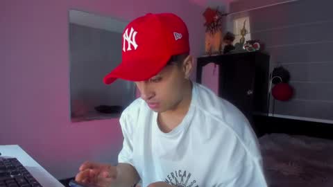 Snapshot of boylatin_777 chatting on January 16, 2025, 7:10 pm miguel online show from January 16, 2025, 7:10 pm