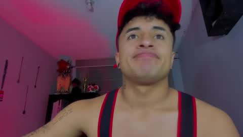 Snapshot of boylatin_777 chatting on January 17, 2025, 5:21 am miguel online show from January 17, 2025, 5:21 am
