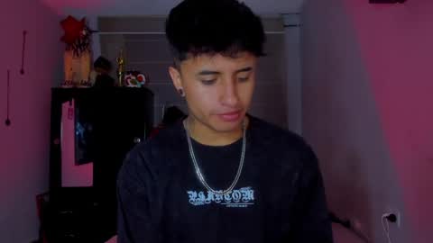Snapshot of boylatin_777 chatting on January 23, 2025, 3:05 am miguel online show from January 23, 2025, 3:05 am