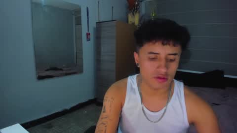 Snapshot of boylatin_777 chatting on January 26, 2025, 3:06 am miguel online show from January 26, 2025, 3:06 am