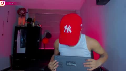 Snapshot of boylatin_777 chatting on January 29, 2025, 3:33 am miguel online show from January 29, 2025, 3:33 am
