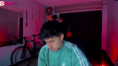 Snapshot of boylatin_777 chatting on February 7, 2025, 2:29 am miguel online show from February 7, 2025, 2:29 am