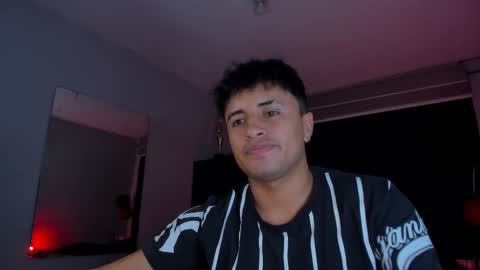 Snapshot of boylatin_777 chatting on March 11, 2025, 6:32 am miguel online show from March 11, 2025, 6:32 am