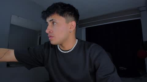 Snapshot of boylatin_777 chatting on March 12, 2025, 3:02 am miguel online show from March 12, 2025, 3:02 am