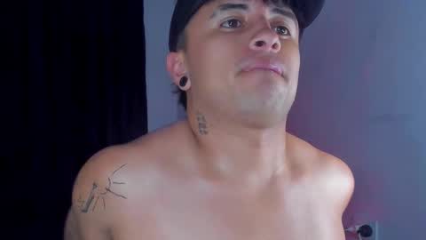 Snapshot of boylatin_777 chatting on September 16, 2025, 7:53 am miguel online show from September 16, 2025, 7:53 am