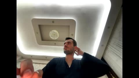 Bugi online show from April 3, 2026, 9:24 pm