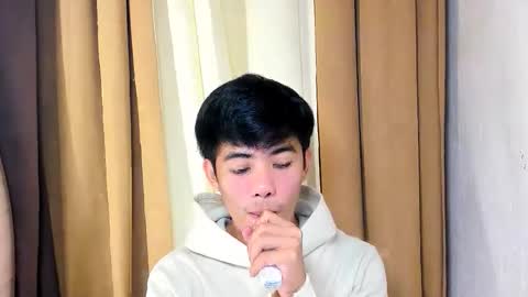 Snapshot of boynextdoor4ux chatting on February 8, 2026, 2:04 am HI IM JAMES DONT FORGET GIVE ME THUMBS UP AND JOIN TO MY FANCLUB online show from February 8, 2026, 2:04 am