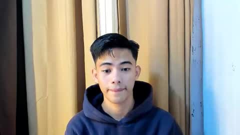 Snapshot of boynextdoor4ux chatting on February 15, 2026, 6:43 am HI IM JAMES DONT FORGET GIVE ME THUMBS UP AND JOIN TO MY FANCLUB online show from February 15, 2026, 6:43 am