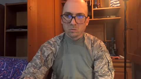 smoothslutfordaddy online show from March 7, 2025, 10:43 pm