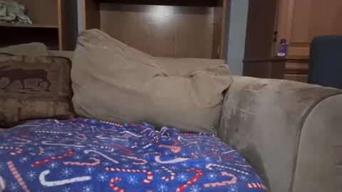 smoothslutfordaddy online show from December 4, 2025, 3:32 pm