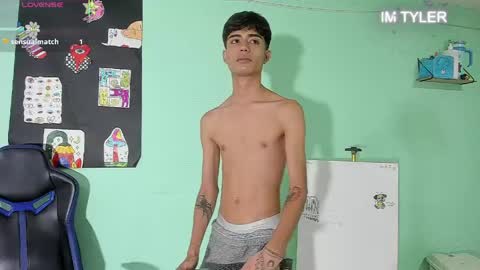 Snapshot of boys4hot_777 chatting on April 12, 2026, 7:52 pm boys4hot_777 online show from April 12, 2026, 7:52 pm