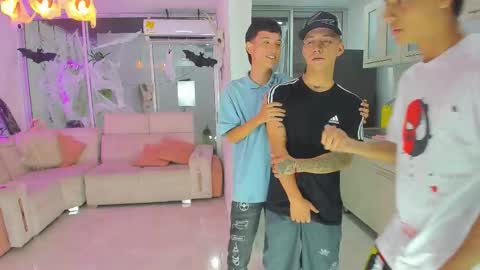 JHON  ARES  AND NEID online show from October 16, 2025, 5:19 am