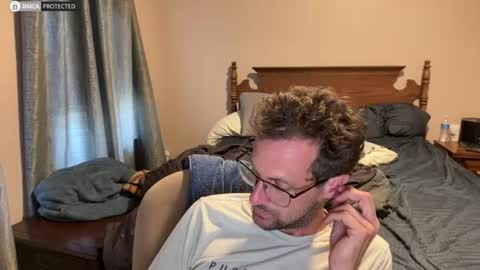 Snapshot of boysetsfire34 chatting on July 12, 2026, 8:33 pm boysetsfire34 online show from July 12, 2026, 8:33 pm