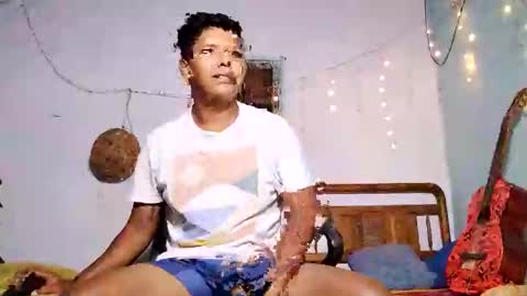 Snapshot of boysex1124 chatting on February 11, 2025, 10:59 am andrew online show from February 11, 2025, 10:59 am