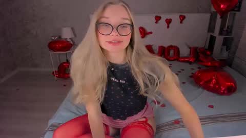BoysLoveBlondee online show from February 13, 2025, 12:21 pm