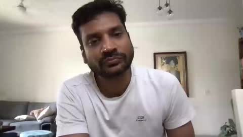 BoyToy online show from April 15, 2026, 5:47 am