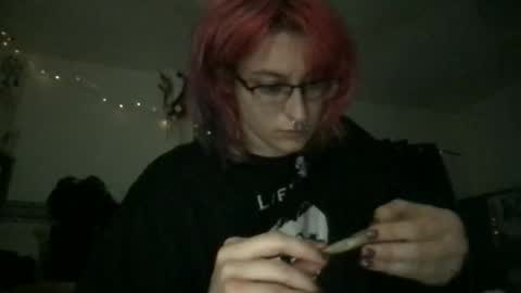 boywithbug online show from May 7, 2026, 10:20 am