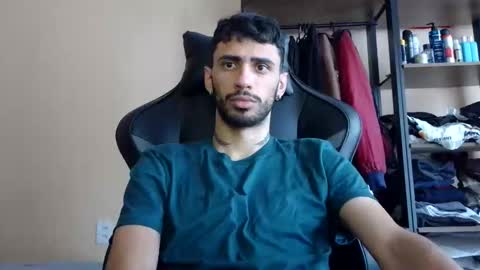 boyzinm2 online show from April 6, 2026, 2:07 pm