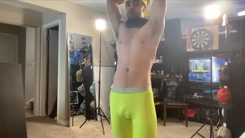 Snapshot of brad_bounce chatting on October 7, 2025, 8:17 pm Brad Ballsy online show from October 7, 2025, 8:17 pm