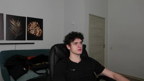 BRAD HOLLOWAY online show from April 5, 2026, 4:26 pm