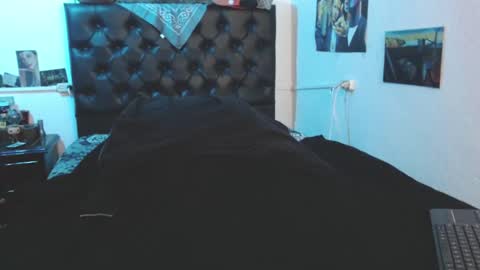 brad hot boy online show from March 7, 2026, 3:20 pm