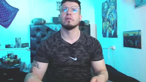 brad hot boy online show from March 14, 2026, 3:28 pm