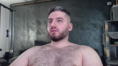 Snapshot of brad_pittfall chatting on December 30, 2024, 3:35 pm ask me online show from December 30, 2024, 3:35 pm