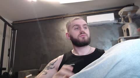 ask me online show from November 28, 2025, 6:43 pm