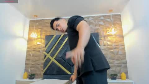 brad summer online show from March 11, 2025, 5:13 pm