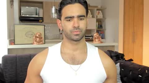 bradleymartin7 online show from November 26, 2025, 9:16 pm