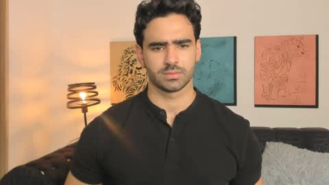 bradleymartin7 online show from April 5, 2026, 4:59 pm