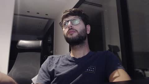 brads online show from November 7, 2025, 10:54 pm