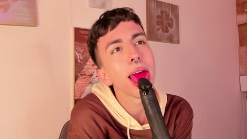 Snapshot of brahmbelial__ chatting on January 22, 2025, 5:26 am Brahm online show from January 22, 2025, 5:26 am