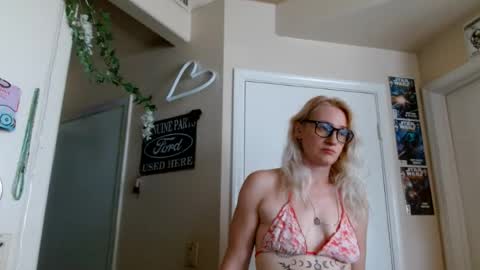i am a naughty jedi knight online show from August 8, 2026, 11:18 pm
