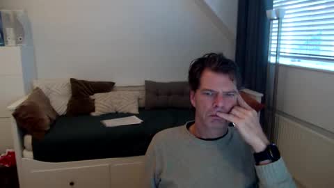 Snapshot of bram1944972145 chatting on December 4, 2024, 12:03 pm Bram online show from December 4, 2024, 12:03 pm