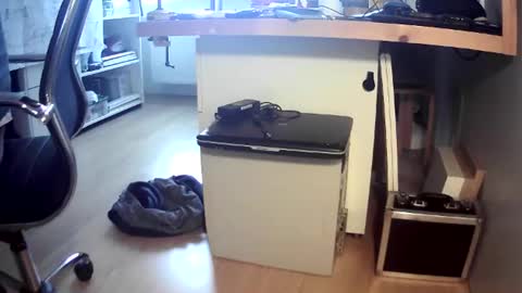 bram27370 online show from October 8, 2025, 8:01 am