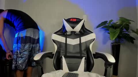 Brand  online show from December 14, 2025, 8:30 am