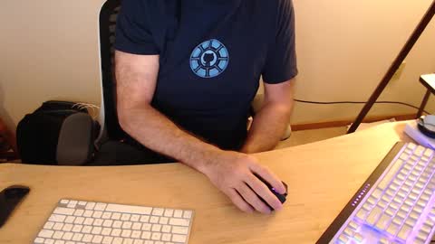 brandondot online show from February 5, 2025, 3:52 pm