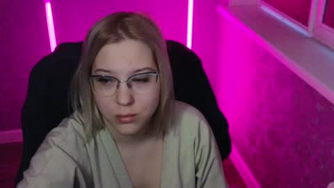 Belle  online show from January 20, 2025, 3:15 am