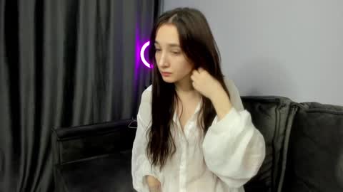 iveta online show from December 17, 2024, 6:42 pm