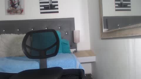 Vanesa online show from January 11, 2026, 11:15 am