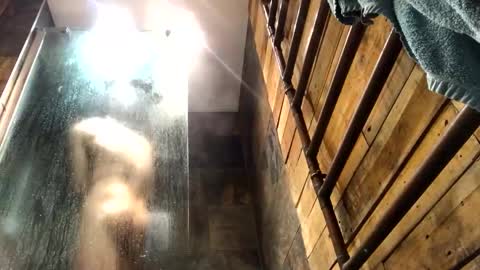 Snapshot of bratdownunder chatting on January 14, 2025, 7:17 am Bratdownunder online show from January 14, 2025, 7:17 am