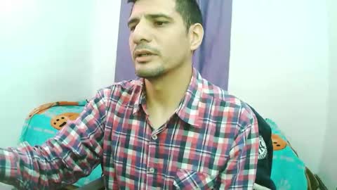 Braulio  online show from November 24, 2025, 1:27 am